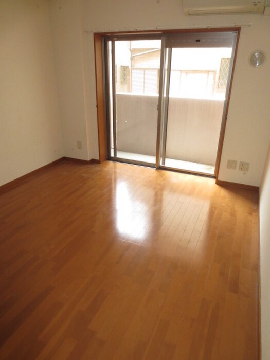 カサベルデの物件内観写真