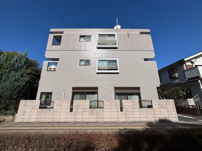 パンド－ラ御殿山の物件外観写真