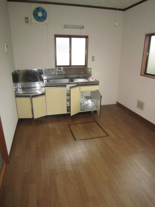 若宮ハイツの物件内観写真