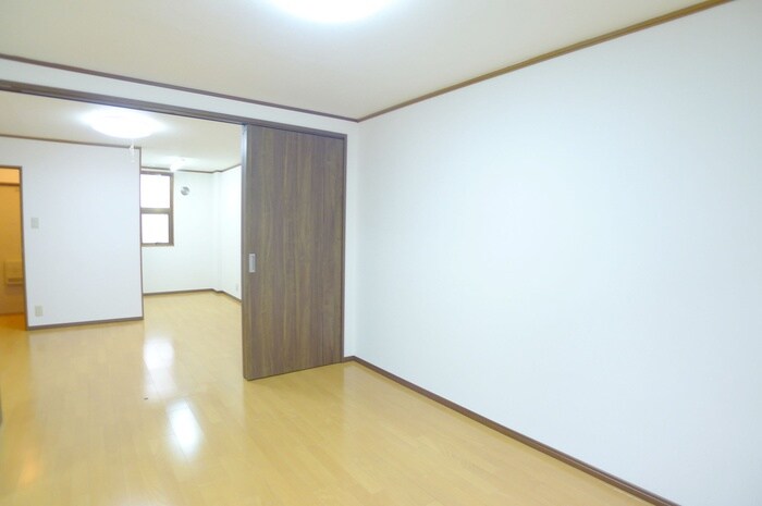 アシザワマンションの物件内観写真