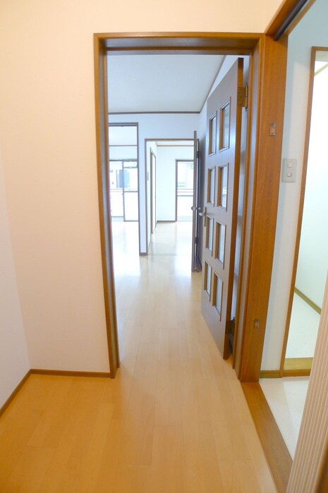 アシザワマンションの物件内観写真