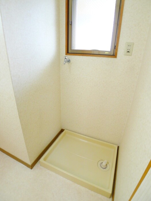 アシザワマンションの物件内観写真