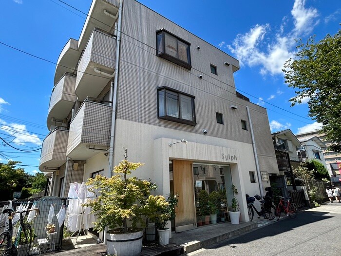 第一ハヤブサマンションの物件外観写真