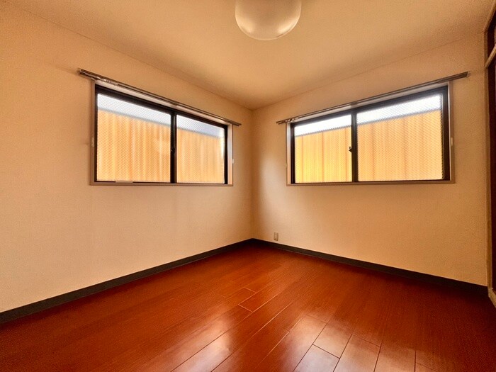 第一ハヤブサマンションの物件内観写真