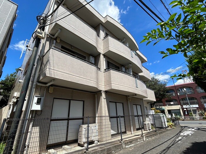 第一ハヤブサマンションの物件外観写真