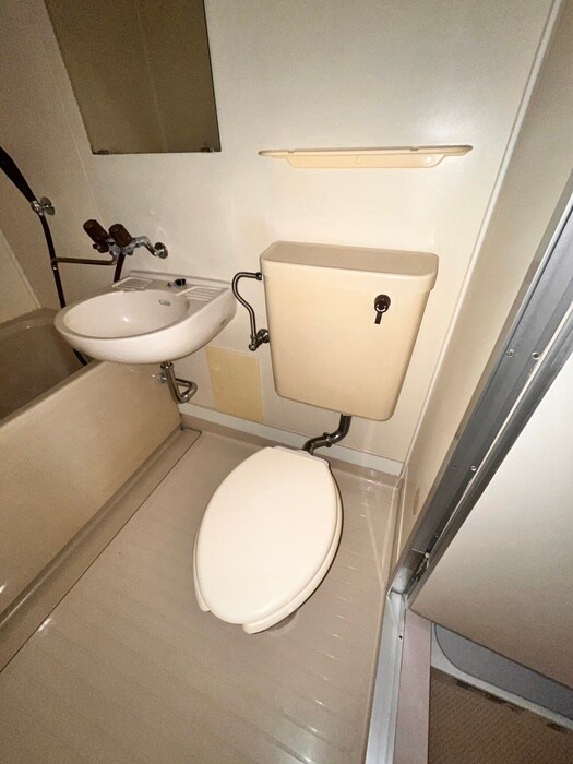 第一ハヤブサマンションの物件内観写真