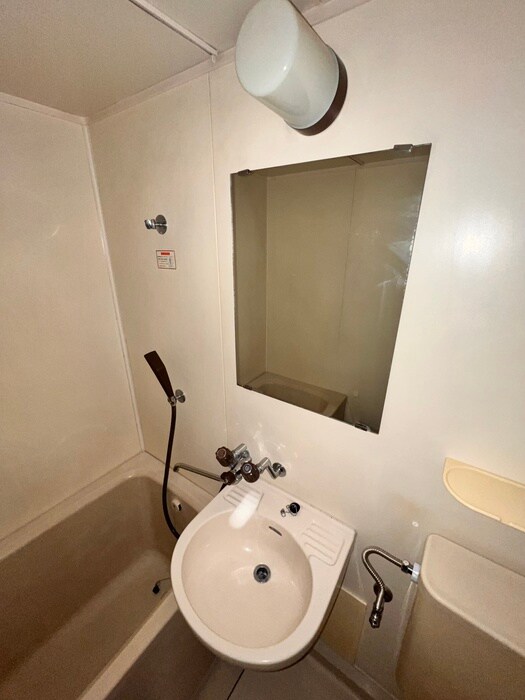 第一ハヤブサマンションの物件内観写真