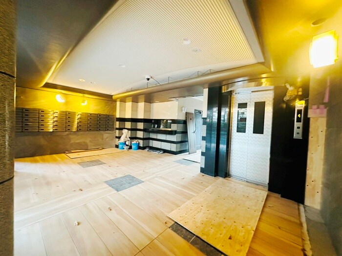 リベルテ・メノユの物件外観写真