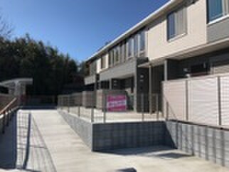 ウィステリアⅠの物件外観写真