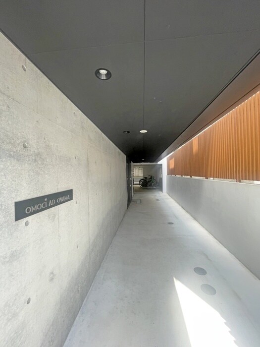 オモチアドオーヤマの物件外観写真