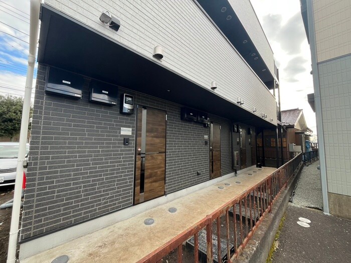 ルミエールいずみ中央の物件外観写真