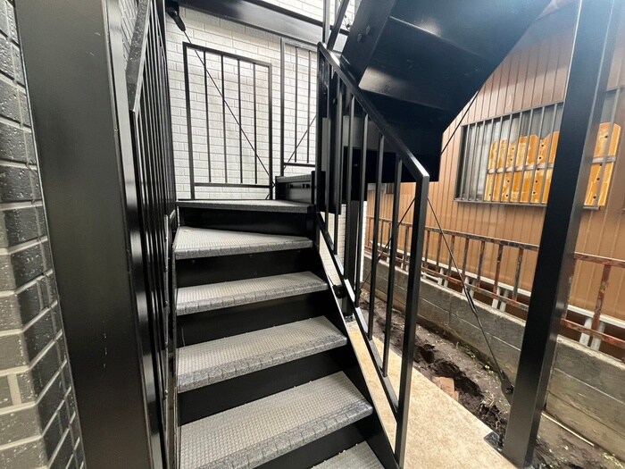 ルミエールいずみ中央の物件外観写真