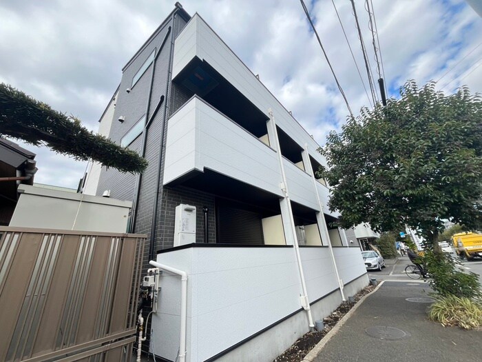 ルミエールいずみ中央の物件外観写真