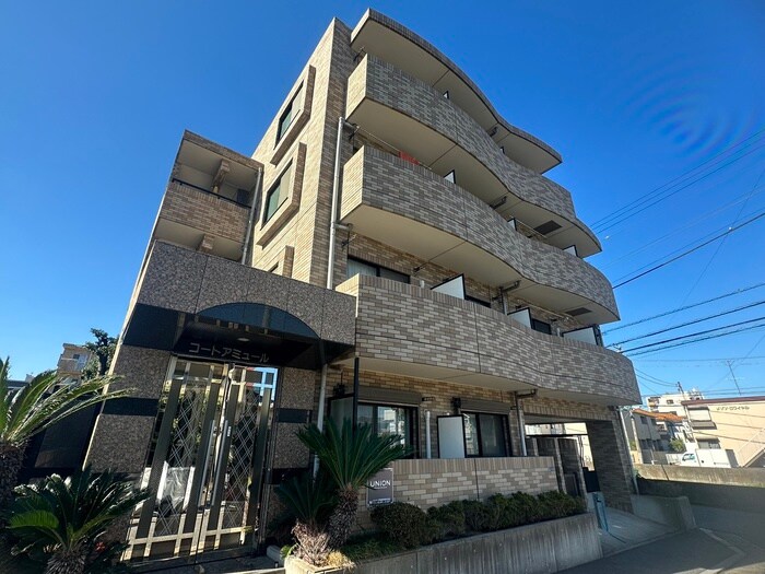 コートアミュールの物件外観写真