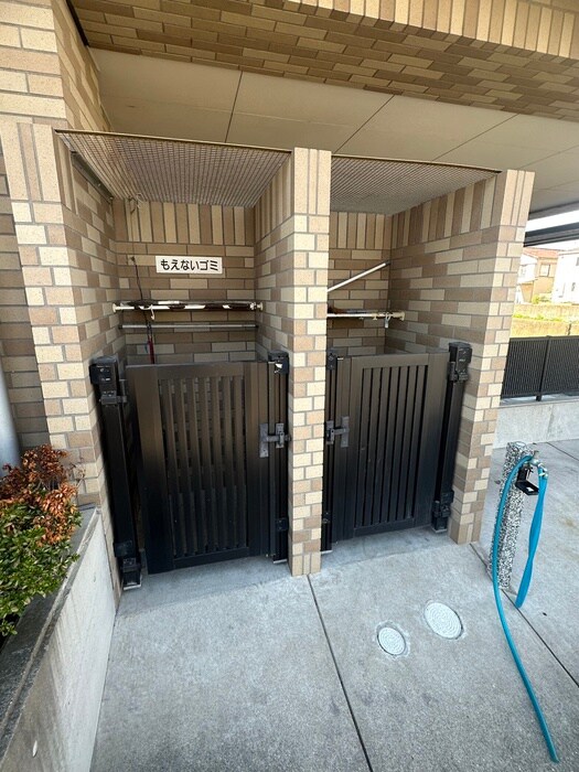 コートアミュールの物件外観写真