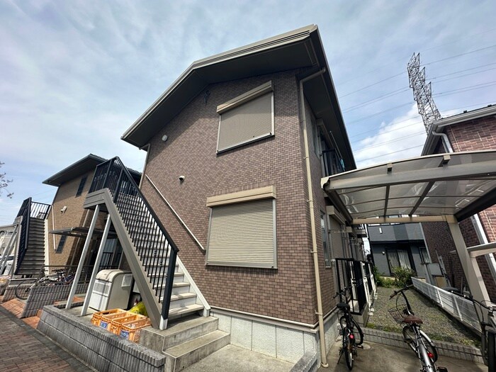 インスパイアの物件外観写真