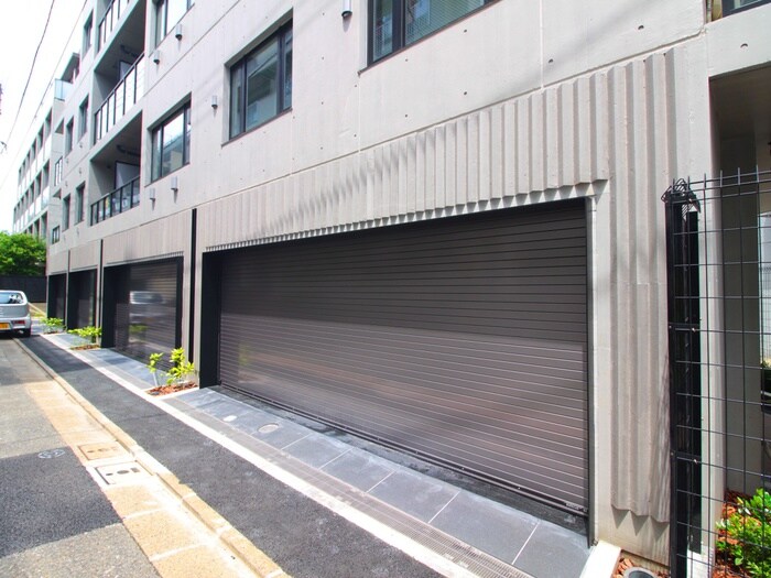 ルミーク千歳船橋の物件外観写真