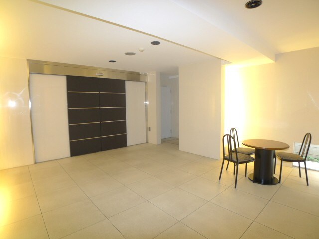 ステイシス川口の物件外観写真