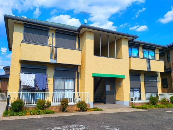 C‘EST　LA　VIE　Aの物件外観写真