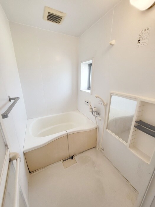 C‘EST　LA　VIE　Aの物件内観写真