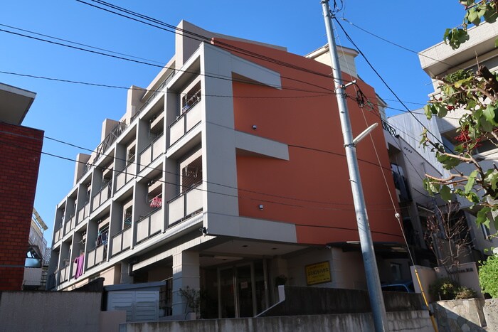 エミネントハウスの物件外観写真