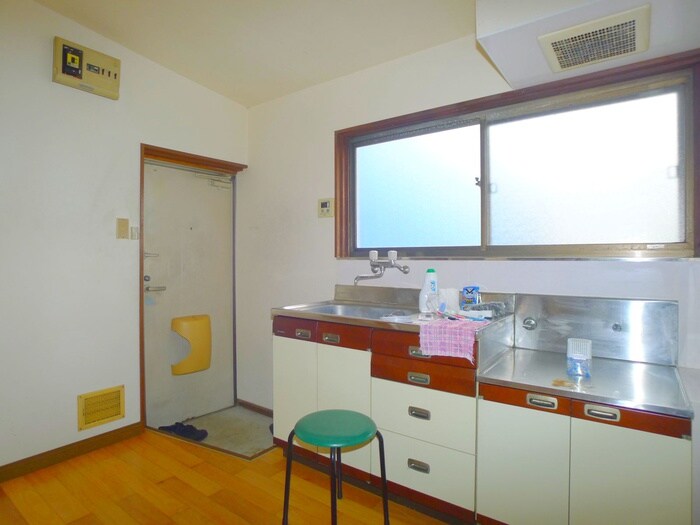 陣内荘の物件内観写真