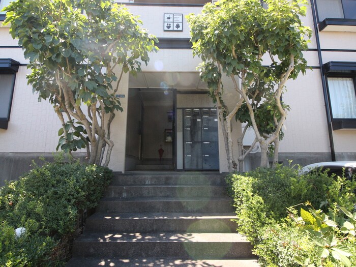 ウィンディアＡ棟の物件外観写真