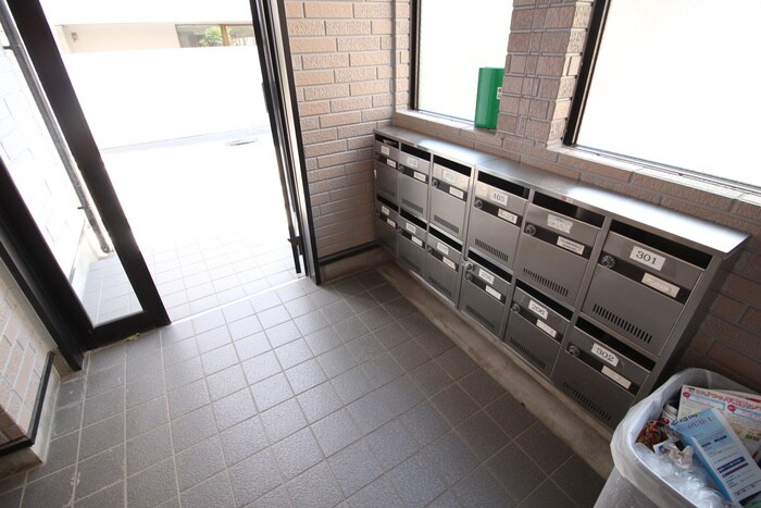 ラ・メゾン・トロワの物件外観写真