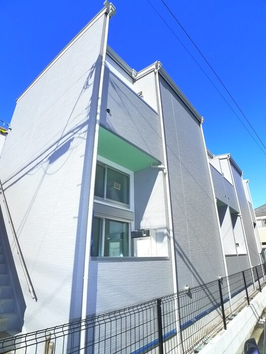 クルーゼの物件外観写真