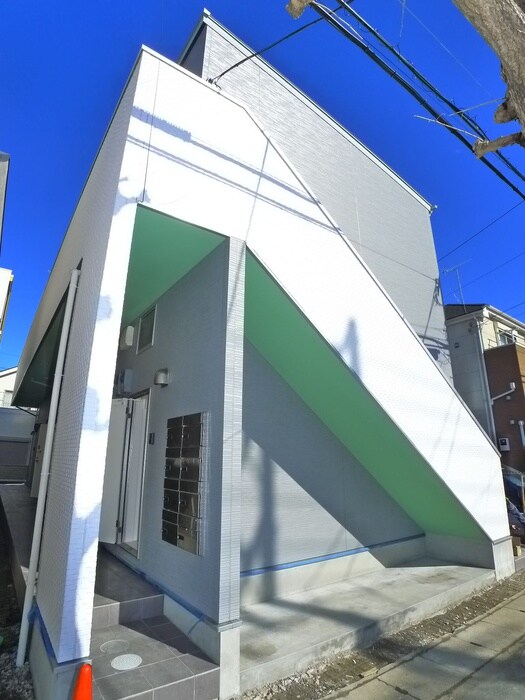 クルーゼの物件外観写真