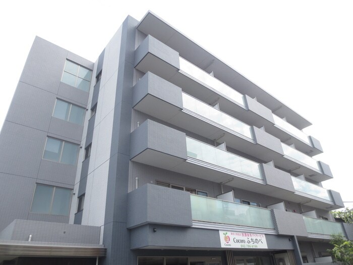 クアドリフォリエブルーの物件外観写真