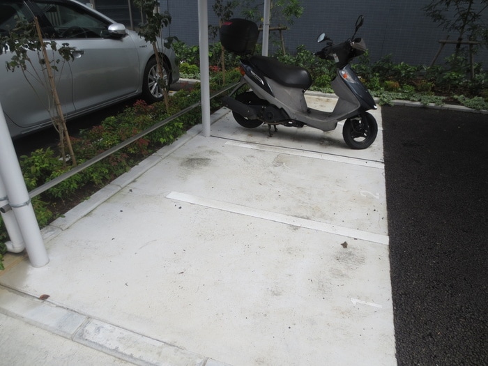 クアドリフォリエブルーの物件外観写真