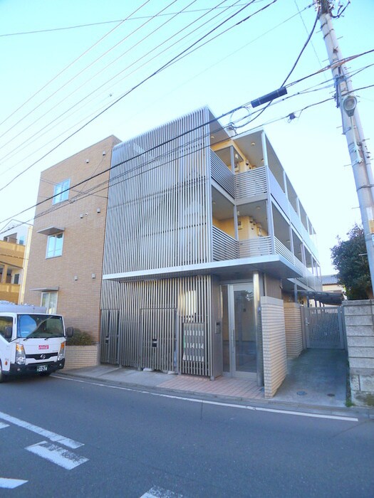 リ－スランド浦和の物件外観写真