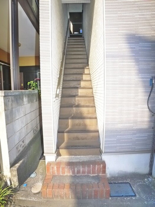 クレセル本千葉の物件外観写真