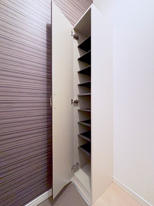 クレセル本千葉の物件内観写真