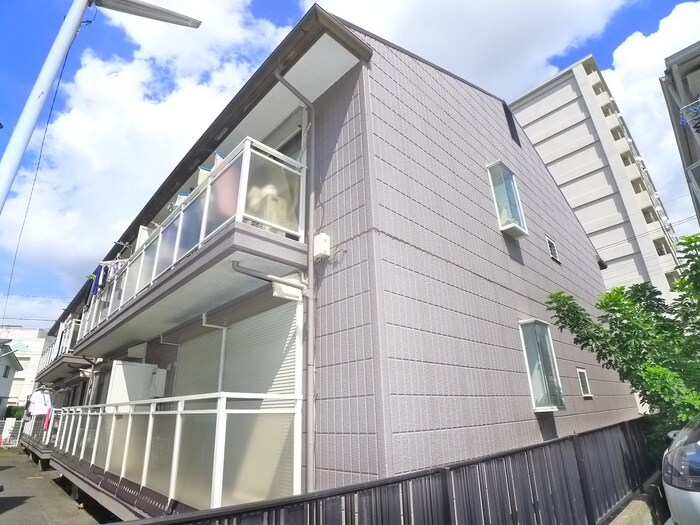 グランデールの物件外観写真