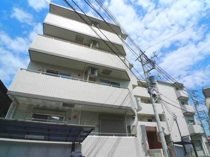 プランドール南鳩ヶ谷の物件外観写真