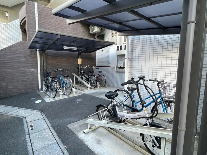 プランドール南鳩ヶ谷の物件外観写真