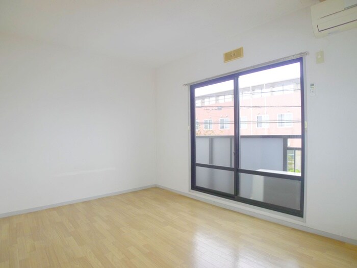 サンアベニューの物件内観写真