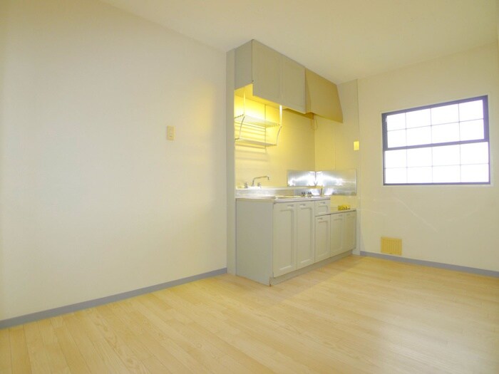 サンアベニューの物件内観写真