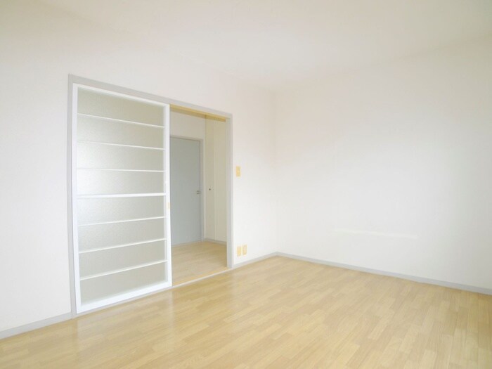 サンアベニューの物件内観写真