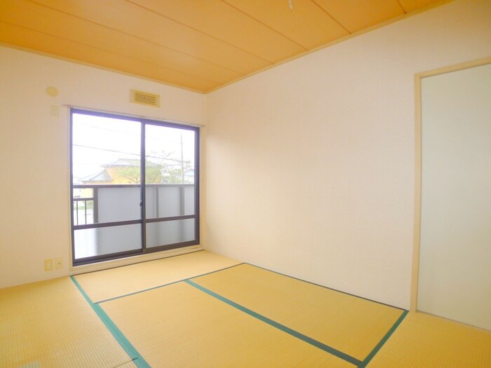 サンアベニューの物件内観写真