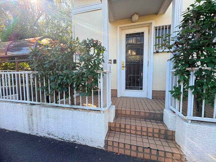 パイナリーハイツの物件外観写真