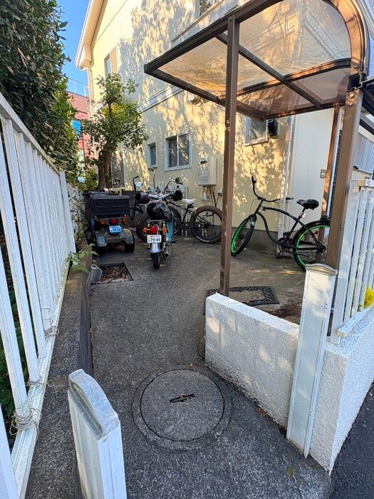 パイナリーハイツの物件外観写真