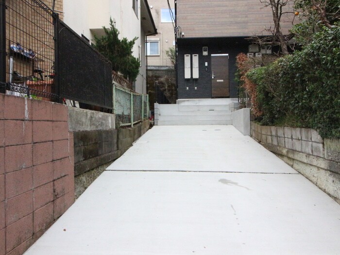 IXIA梶ヶ谷の物件外観写真