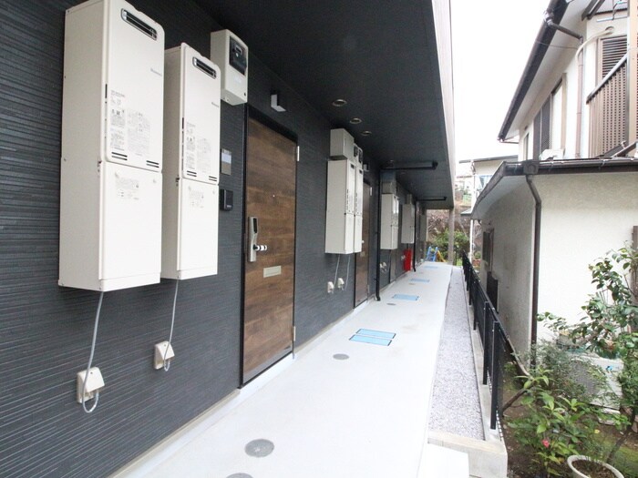 IXIA梶ヶ谷の物件外観写真