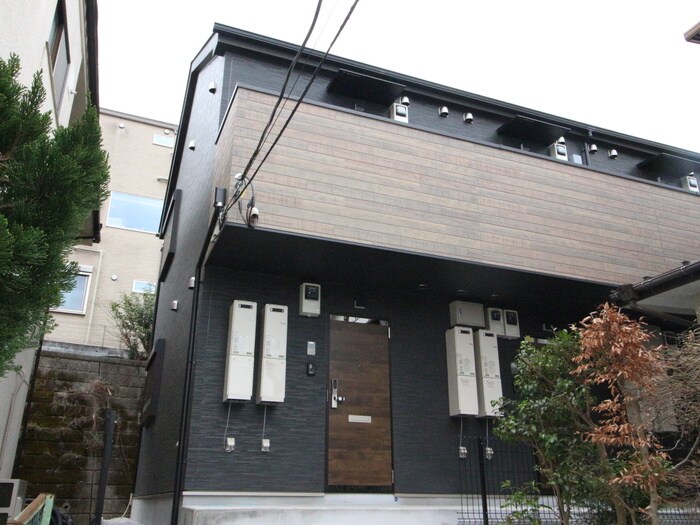 IXIA梶ヶ谷の物件外観写真