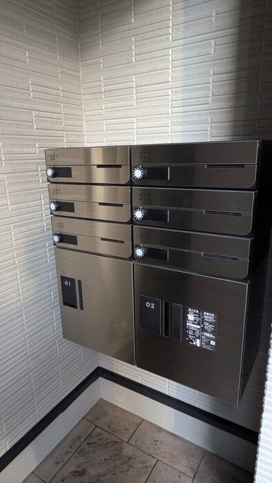 アルモニー高鼻の物件外観写真