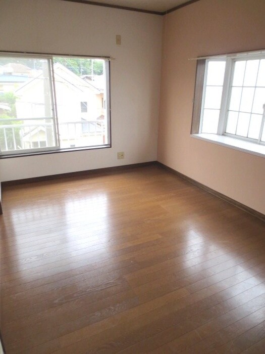 セントラル・コ－トの物件内観写真