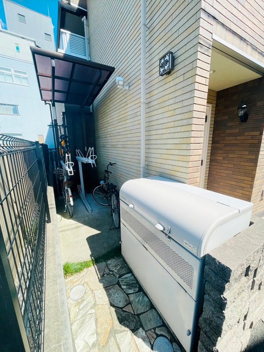 Ｅｓｐｏｉｒ　Ｎａｋａｇａｍｉの物件外観写真